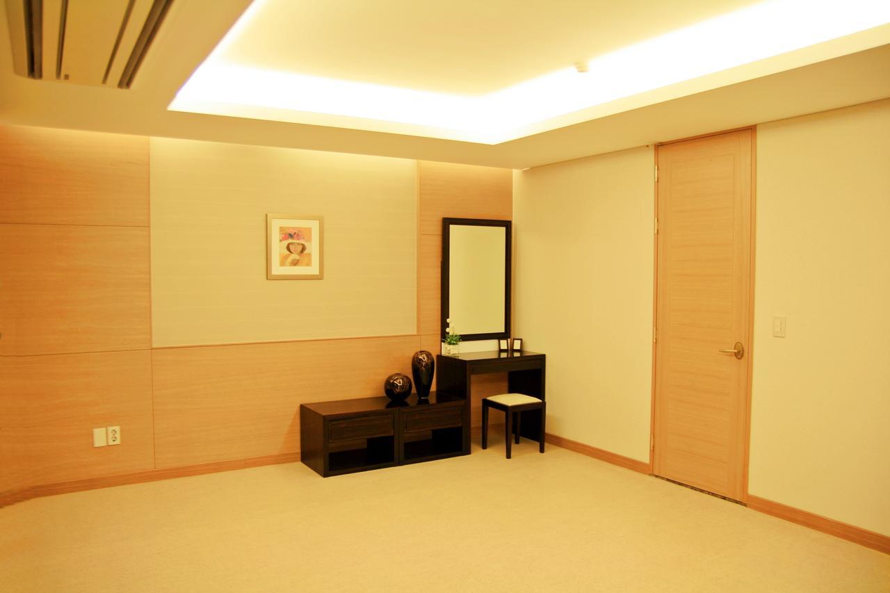 Hantan River Spa Hotel Cheorwon Exterior photo