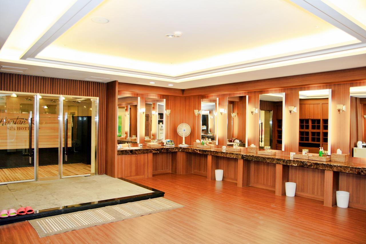 Hantan River Spa Hotel Cheorwon Exterior photo